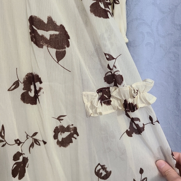 Dainty Jewells Cream and Brown Floral Long Sleeve Dress - Picture 6 of 8